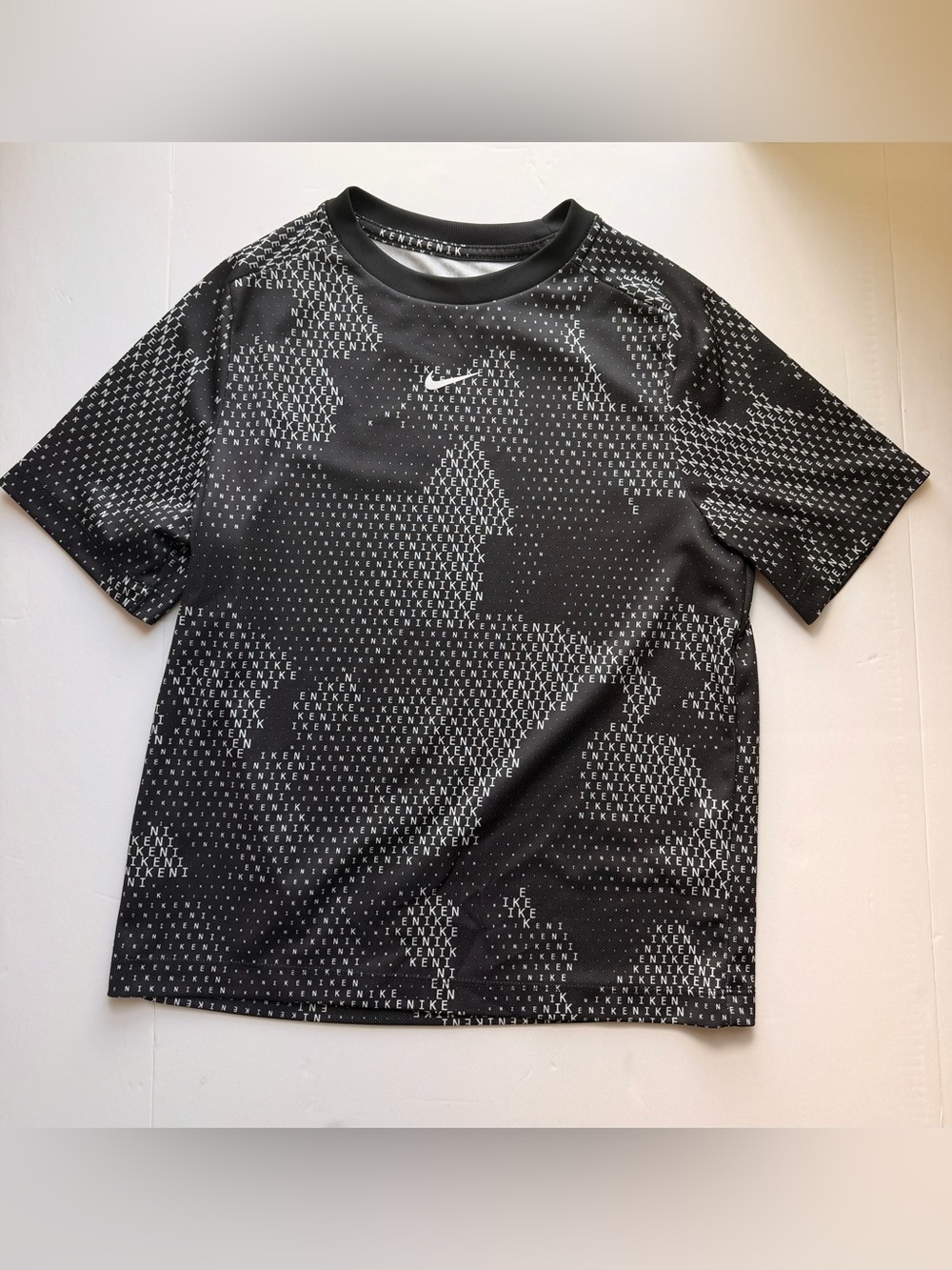 Nike kids size M Black and White Dri-FIT Performance Tee